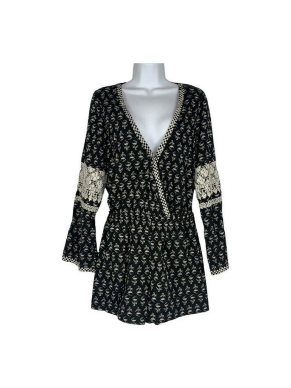 Valiante Black & White Floral Long Sleeve Romper Size 2